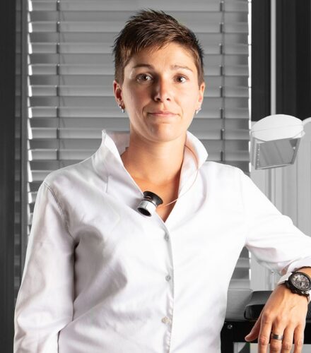 sarah-toniutti%ef%bc%88watchmaker%ef%bc%89